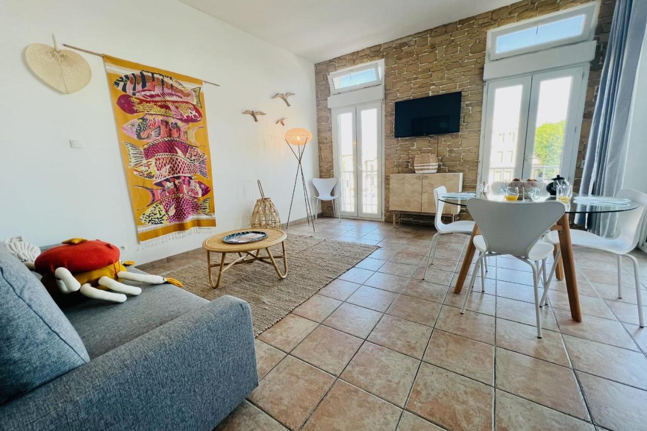 Apartment Terrasse Du Port -appartement 2 Avec Vue Sur Le Canal *